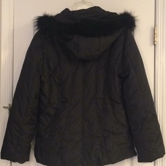 Black Via Spiga XL coat w fur hood - Picture 5 of 7